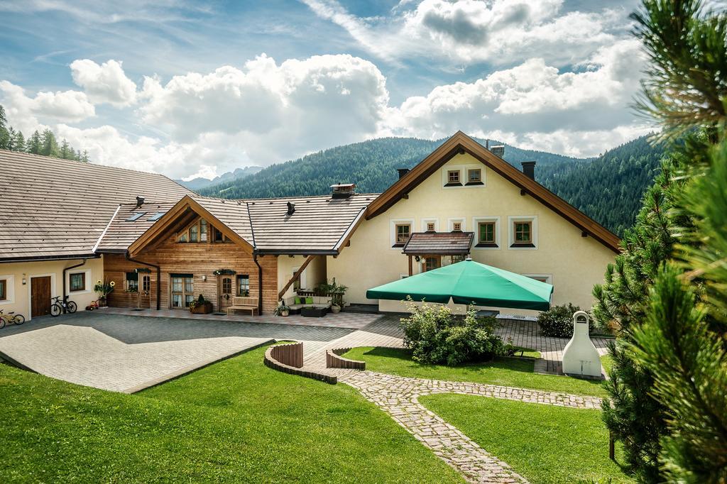 Taela Apartments San Cassiano (Badia) Exterior foto